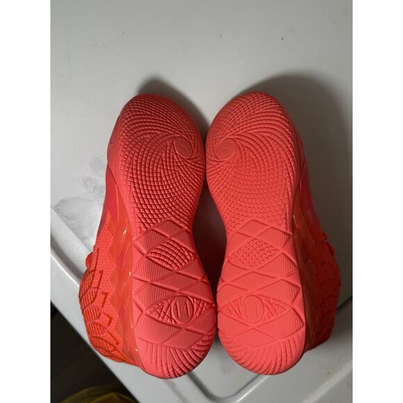 Puma MB.01 LaMelo Ball Red Breast Cancer Awareness Basketball Shoes 6.5 US - Picture 12 of 16